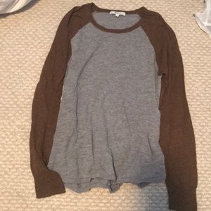 Women’s baseball long sleeve sweater